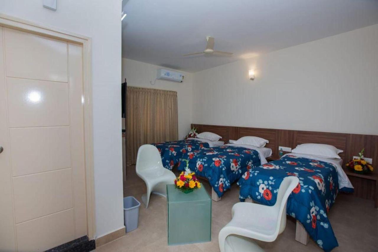 Hotel Vijaya Lakshmi Residency - Yeshwanthpur Bangalore Bagian luar foto